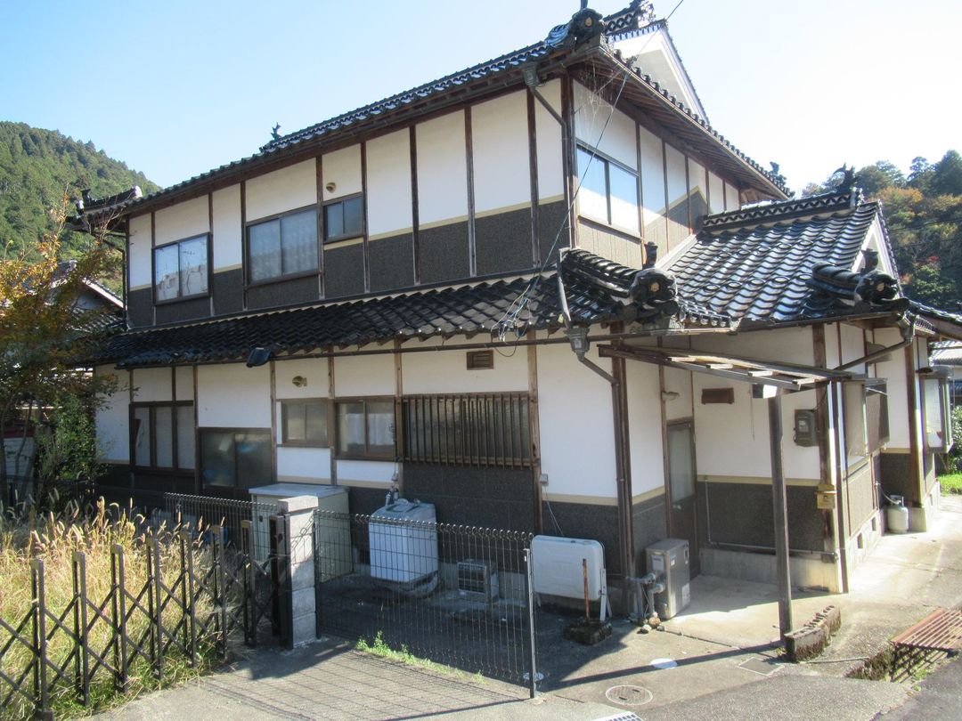 Traditional 7SDK House with Forest Land in Mimasaka, Okayama - Thumbnail 4