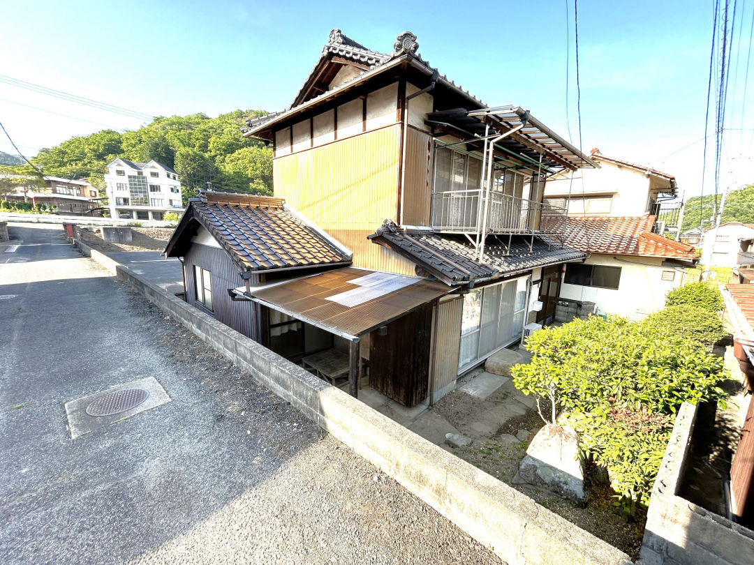 1970 5DK House in Bizen with 143.74㎡ Land - Thumbnail 4
