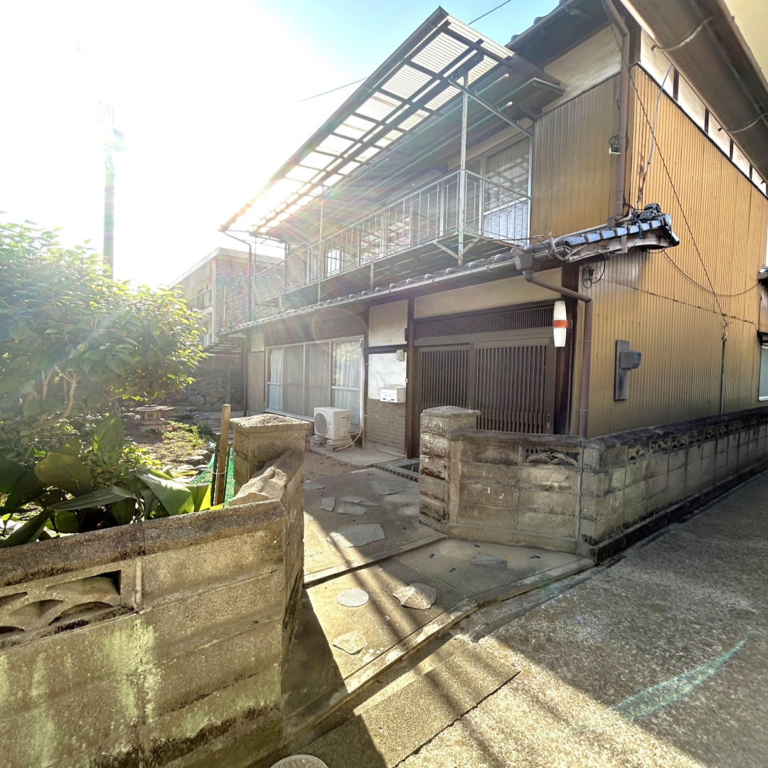 1970 5DK House in Bizen with 143.74㎡ Land - Thumbnail 2