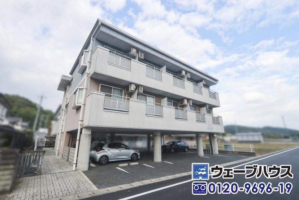 20-Unit Apartment Building for Sale in Okayama City - Thumbnail 2