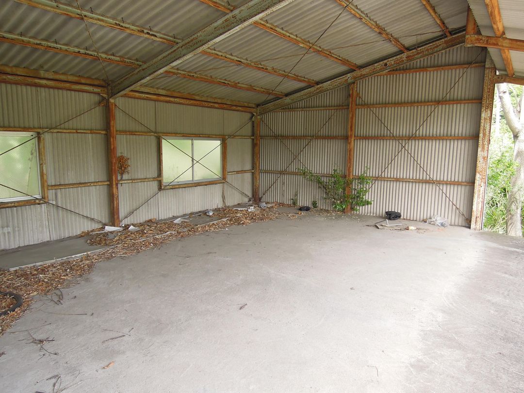 Land with Warehouse for Sale in Kasaoka, Okayama - 336 sqm - Thumbnail 2