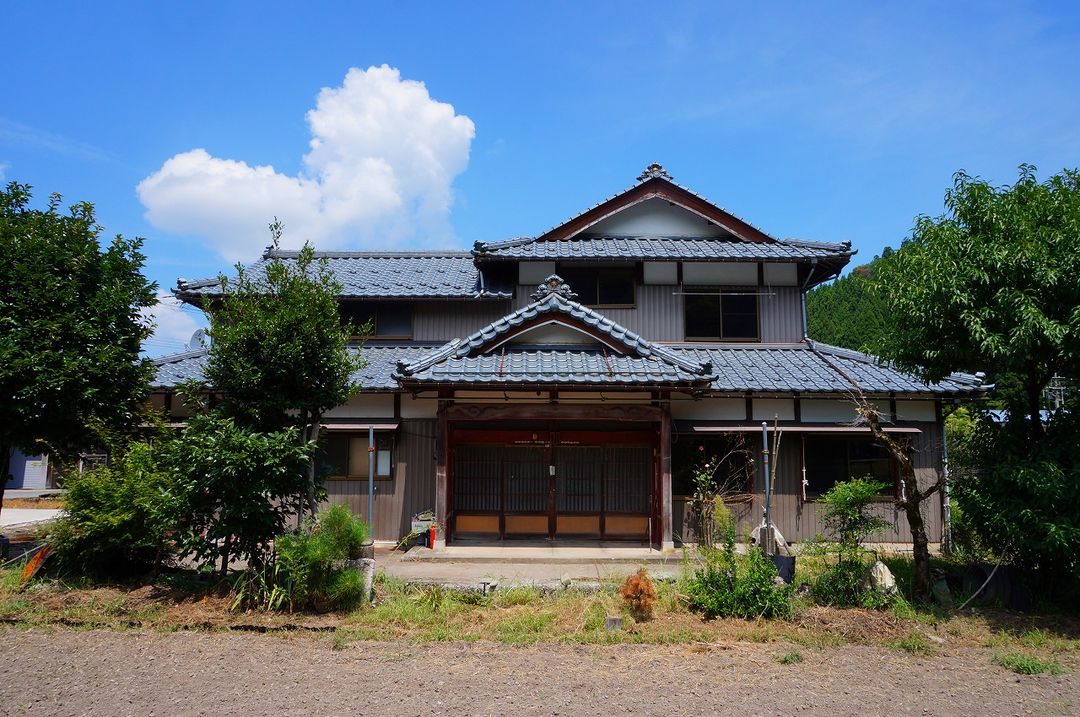 Spacious 3LDK House with Large Garden in Ono City, Fukui - Thumbnail 3
