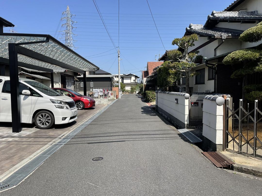 5LDK Detached House on Corner Lot in Okayama | 1976 Build, 1997 Renovation - Thumbnail 4