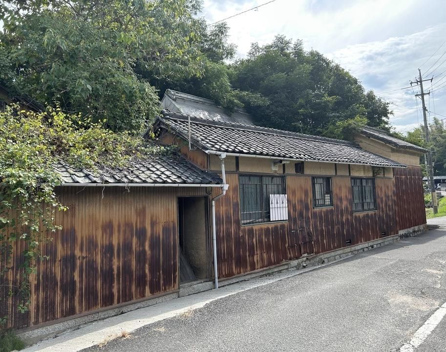 1,441 sqm Land for Sale in Monzen, Okayama City - Prime Development Plot - Image 1