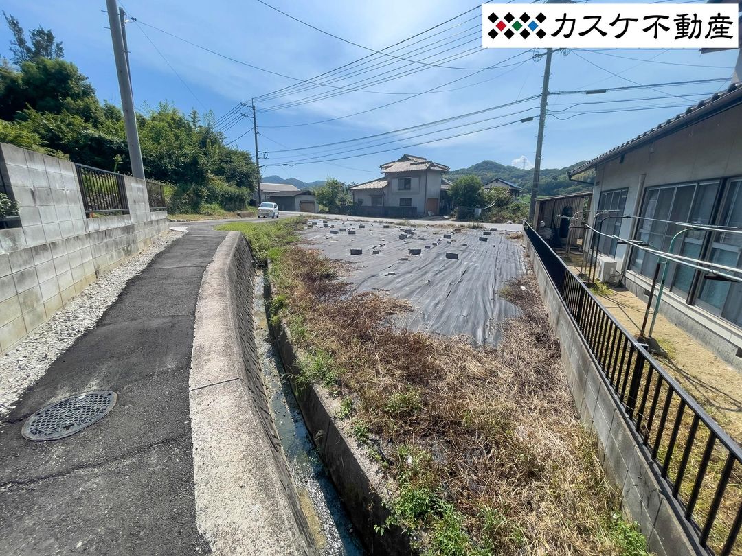 99 Tsubo Residential Land for Sale in Asakuchi, Okayama - Thumbnail 3