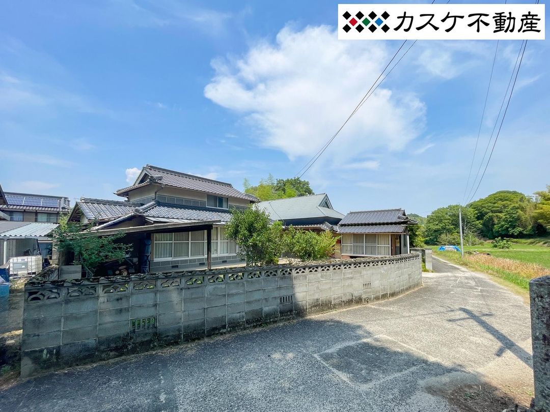 Traditional Japanese House in Soja with 5DK Layout - Thumbnail 2