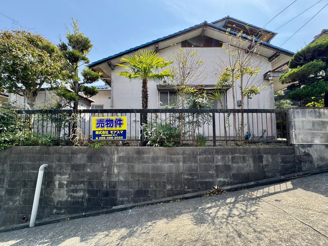 Land for Sale in Kurashiki City, Okayama – 103 Tsubo Hilltop Plot - Thumbnail 2