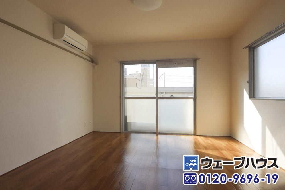 Maison Winds 9-Unit Apartment Building for Sale in Okayama - Thumbnail 2
