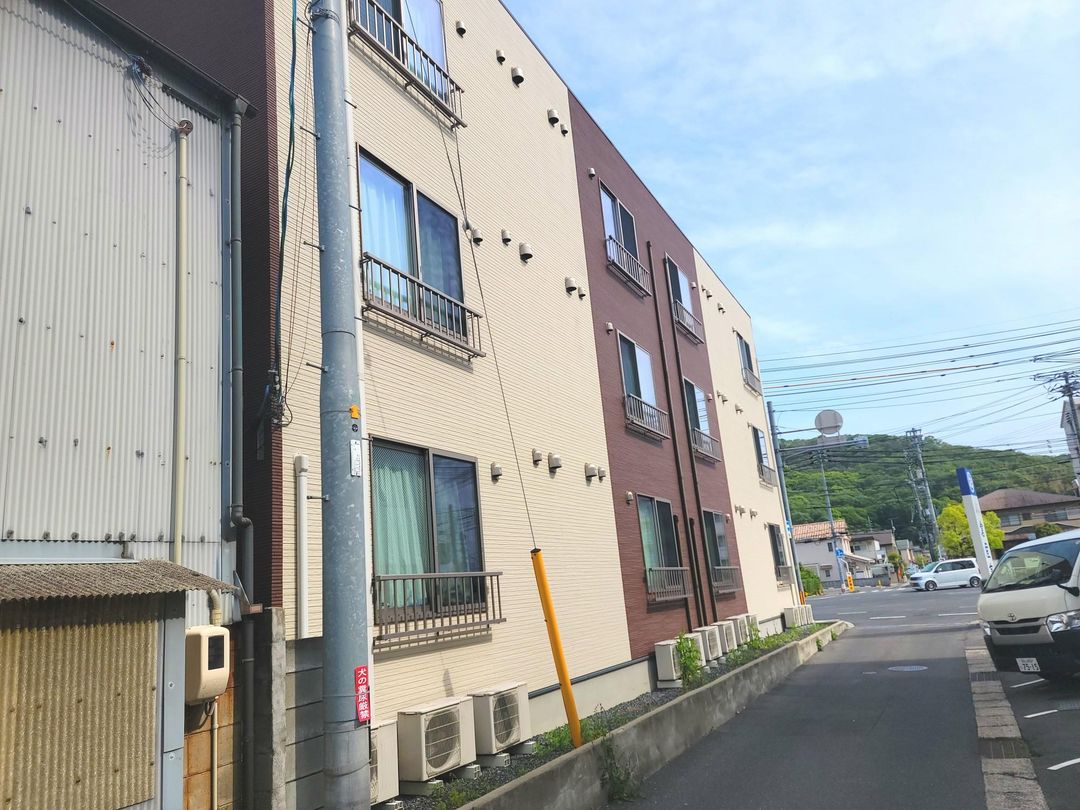 3-Storey Apartment Building for Sale in Naka Ward, Okayama - Thumbnail 4