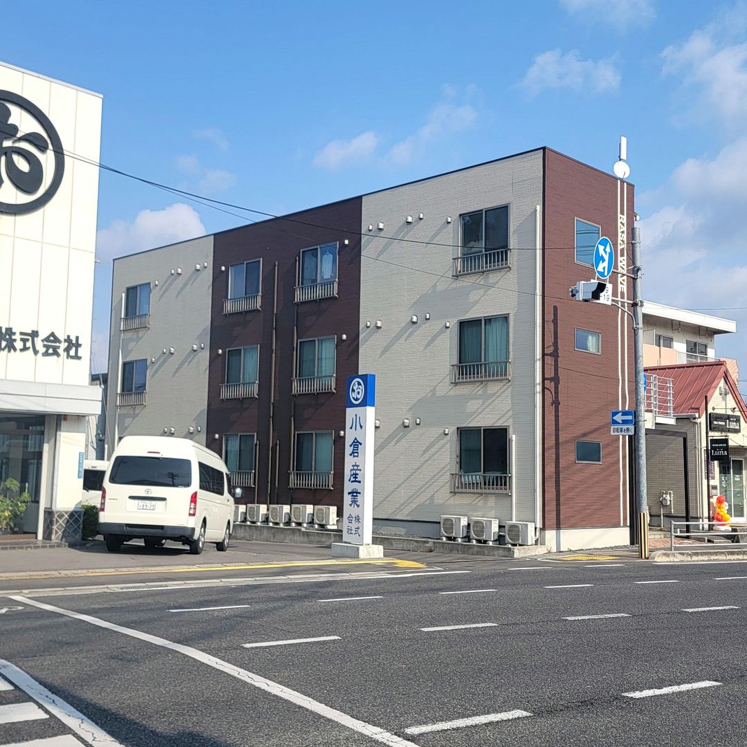 3-Storey Apartment Building for Sale in Naka Ward, Okayama - Thumbnail 3