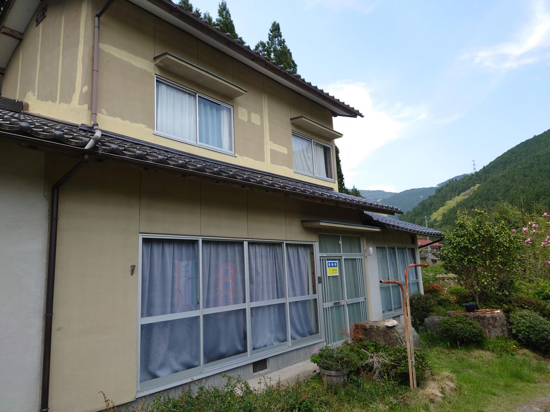 4DK House for Sale in Kagamino, Okayama - 390㎡ Land, All-Electric - Thumbnail 2