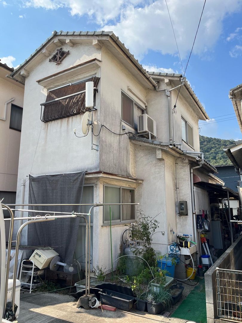 Income-Generating House for Sale in Kasaoka, Okayama - 259sqm Land - Thumbnail 2