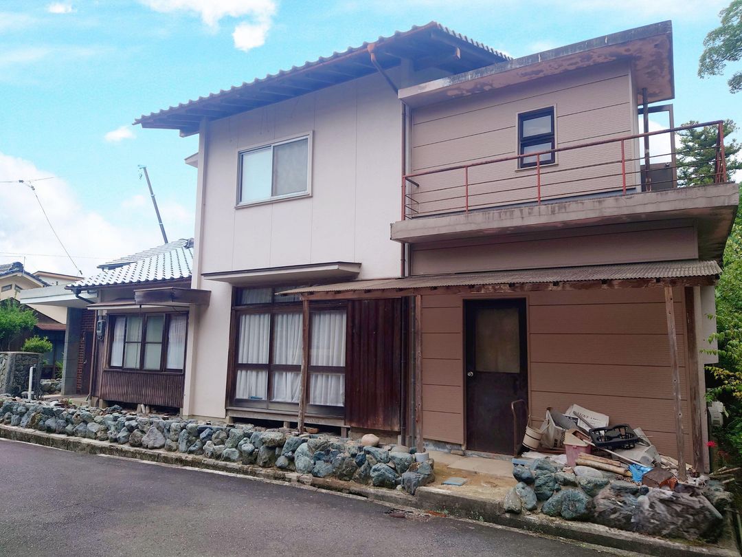 5LDK Detached House for Sale in Quiet Hayashida, Tsuyama - Thumbnail 2