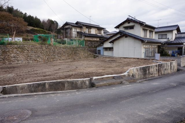 Residential Land for Sale in Tsuyama, Okayama - 171.44 sqm - Image 1