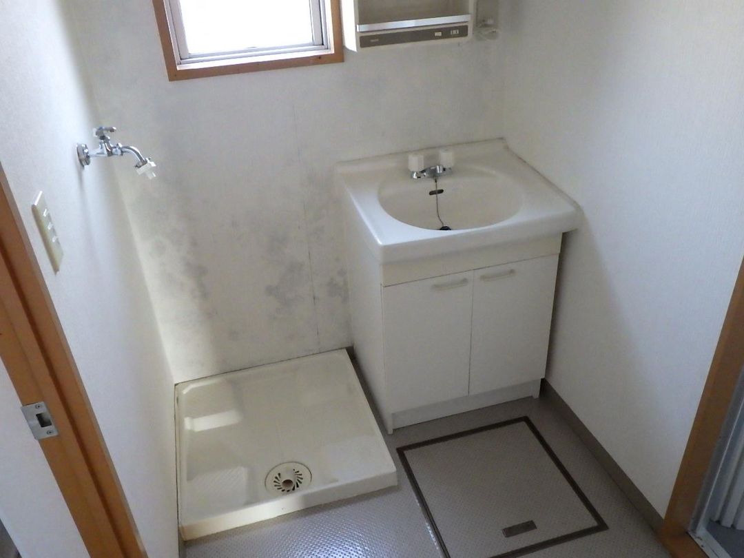 2LDK Apartment Building for Sale in Mimasaka, Okayama - 251.96 Tsubo Land - Thumbnail 4