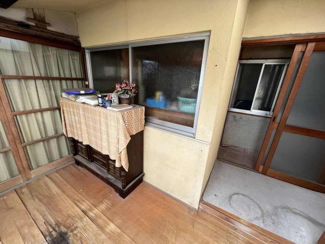 8DK Countryside Home with Farmland in Kagamino, Okayama - Thumbnail 3