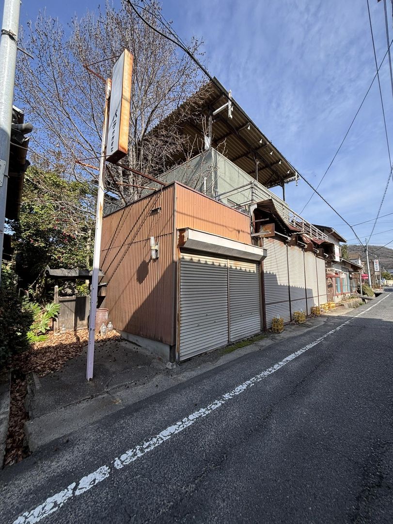 Former Sake Shop & Home for Sale in Kurashiki, Okayama - Thumbnail 4