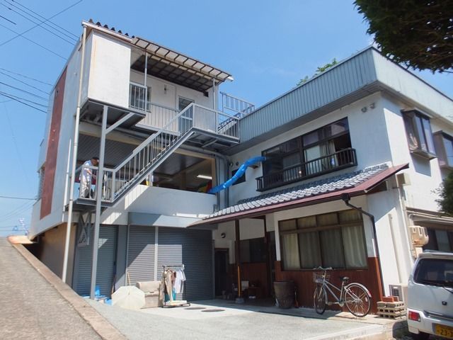 Shop with Residence & Warehouse in Tsuyama, Okayama | 3SLDK - Thumbnail 2