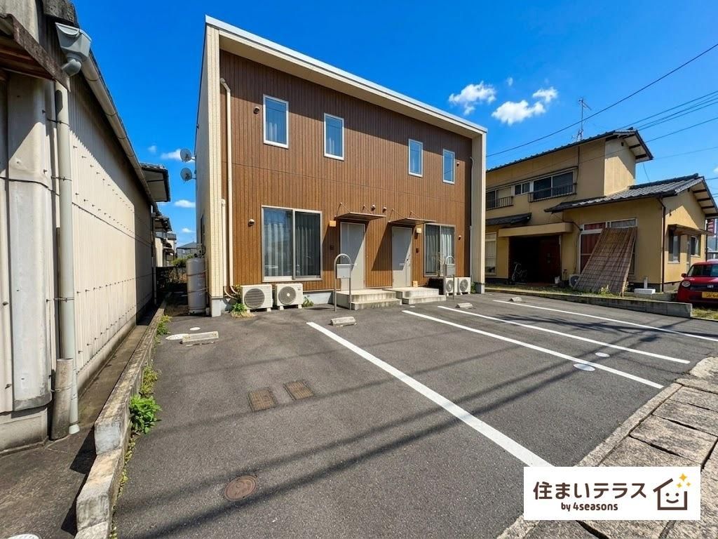 Apartment Building for Sale in Kurashiki, Okayama - 117sqm - Thumbnail 3