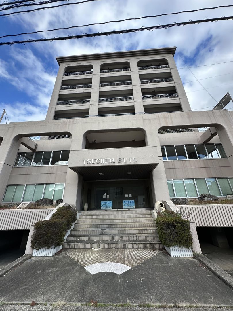 Showa-cho Uri Building for Sale in Tsuyama, Okayama - Thumbnail 4