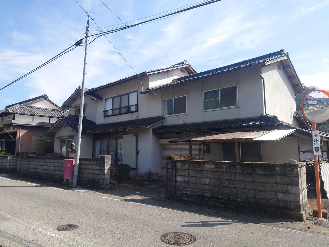 10DK House for Sale in Misaki Town, Okayama - 350万円 - Thumbnail 3