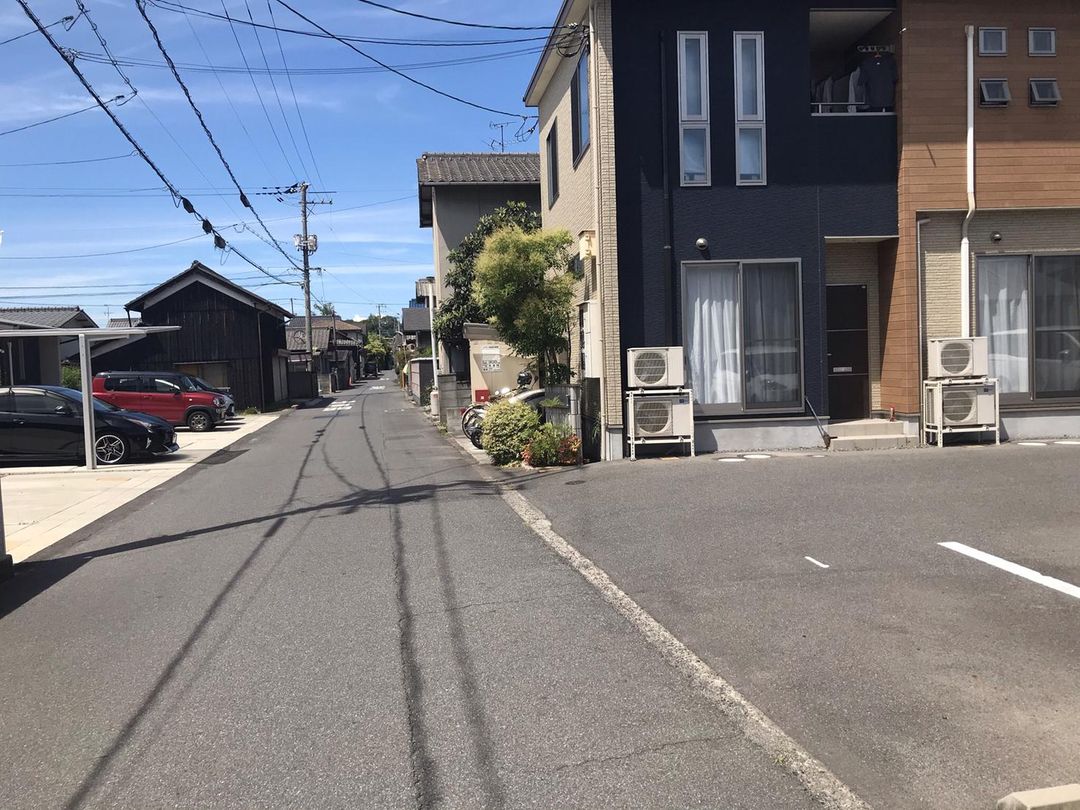 5-Unit Apartment Building for Sale in Okayama City's Minami Ward - Thumbnail 2