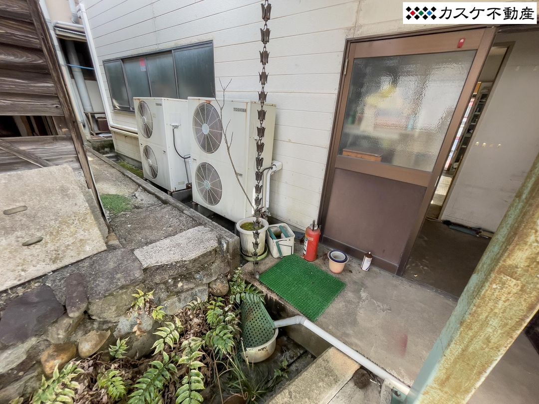 Corner Shop for Sale in Front of Mimasaka-Ochiai Station, Okayama - Thumbnail 4