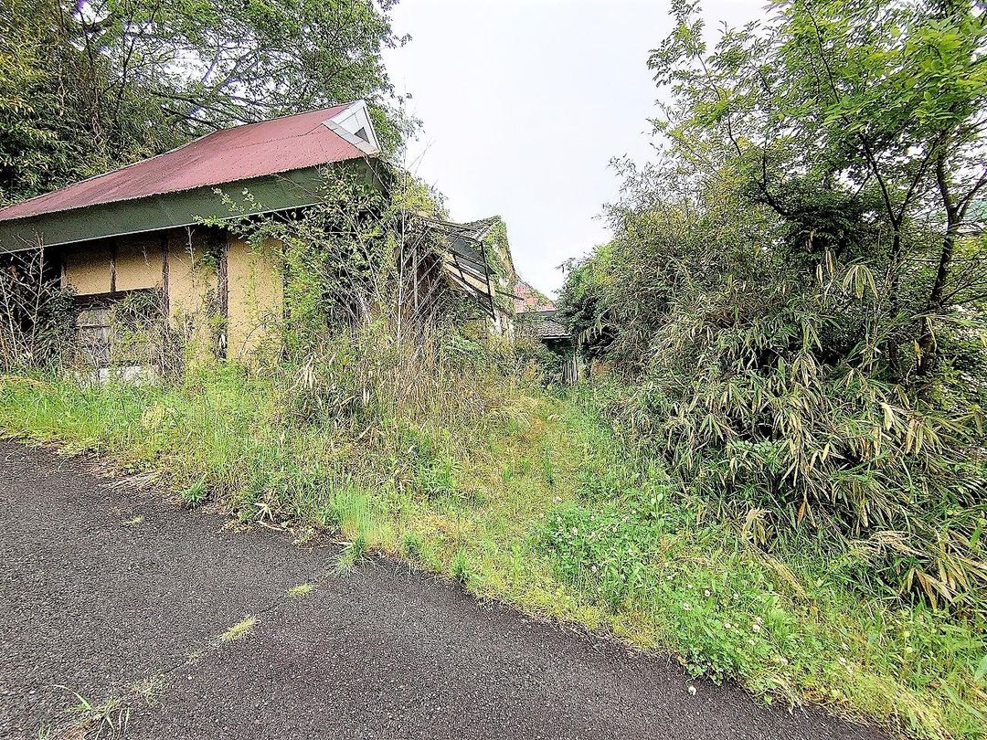 Land for Sale in Okayama City with Existing Old House - Thumbnail 2