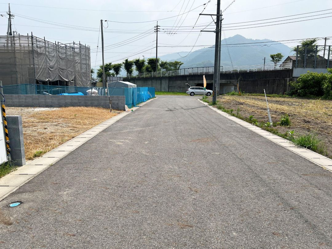 Sunny Side Nishihara Plot 6 Land for Sale in Maniwa, Okayama - Thumbnail 3