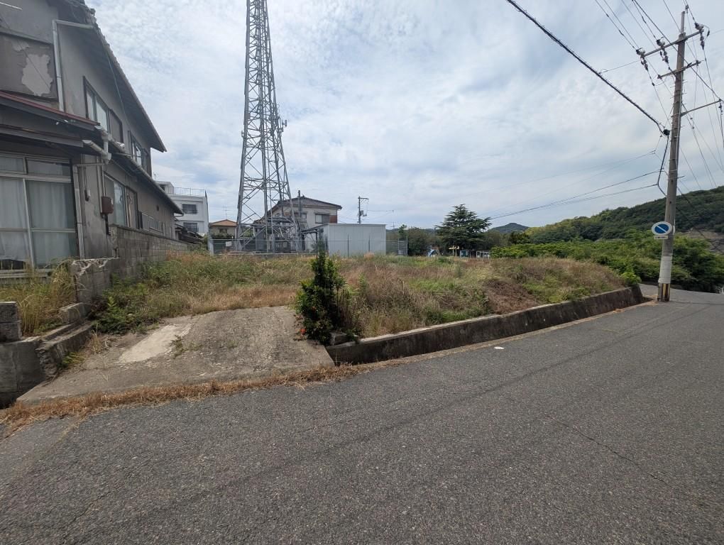 Residential Land for Sale in Tamano, Okayama - 359.53 sqm Corner Lot - Thumbnail 2