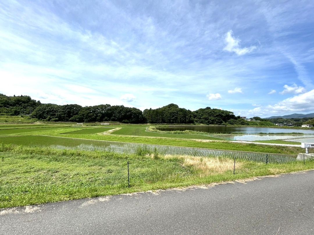 137.51 Tsubo Land Plot with Farm Views in Okayama's Hirayama - Thumbnail 3