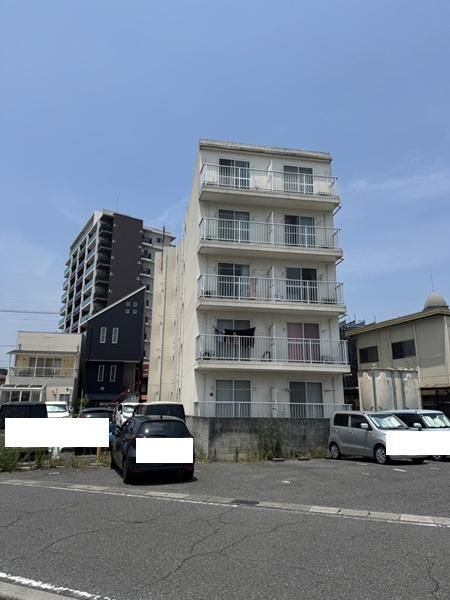 ACE Ichibankan Apartment Building for Sale in Kurashiki - Thumbnail 2