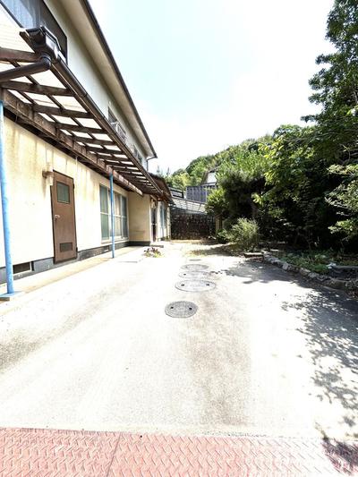 7DK House with Warehouse in Akaiwa City, Okayama — Image 1, Akaiwa, Okayama