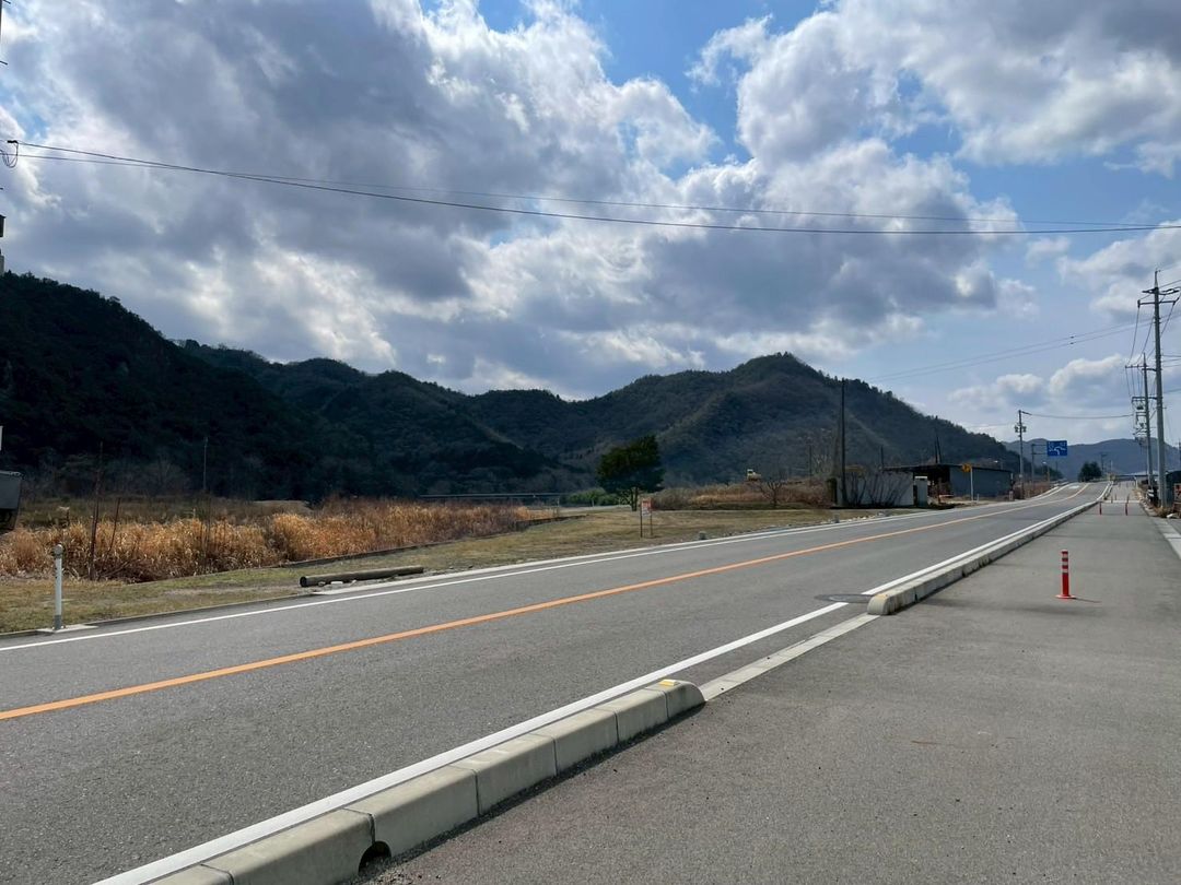 342 Tsubo Land for Sale in Wake Town, Okayama - Prefectural Road Frontage - Thumbnail 2