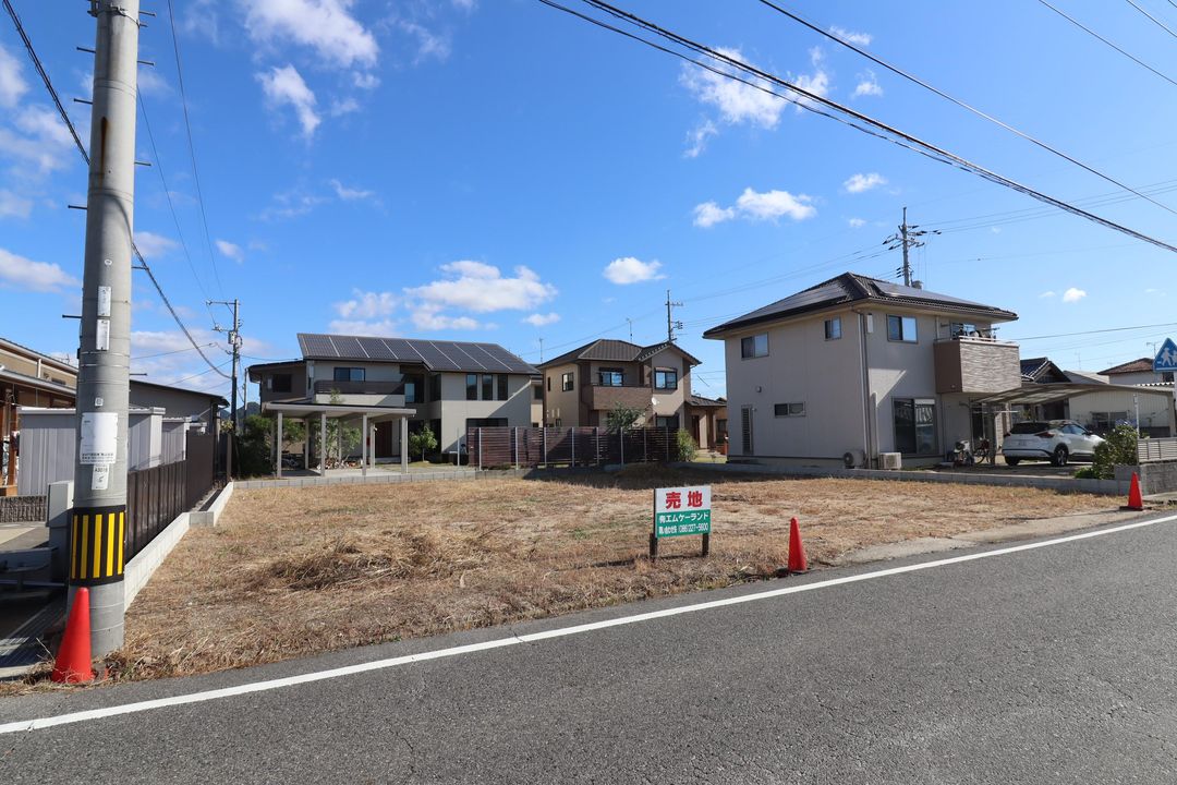 98.9 Tsubo Residential Land for Sale in Setouchi, Okayama - Thumbnail 2