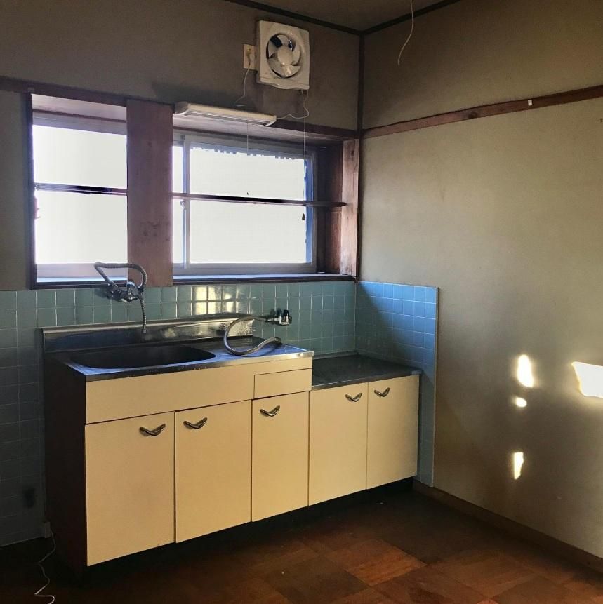 Kinmichi Apartment for Sale in Tsuyama, Okayama - 4 Unit Building - Thumbnail 4