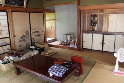 Spacious 5LDK+ House for Sale in Okuizumo Mountains — Image 1, Okuizumo, Shimane