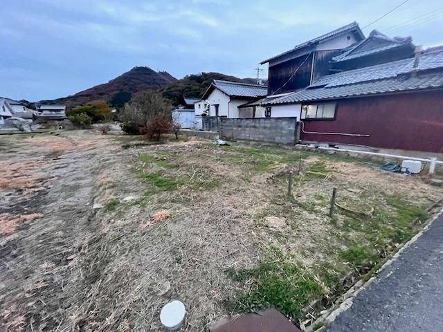 Land for Sale in Sakagawa, Okayama - 373.49 sqm with Agricultural Plot - Thumbnail 3
