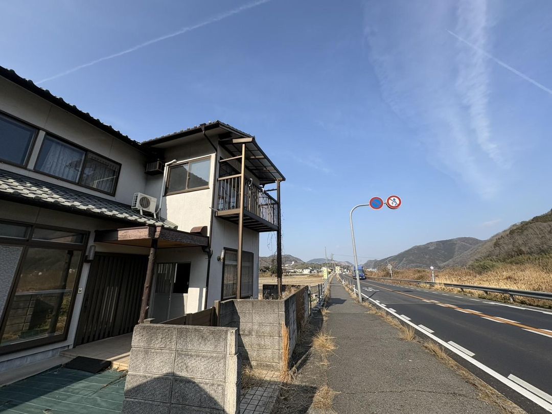 4LDK Used House for Sale in Kita-ku, Okayama City - Thumbnail 2
