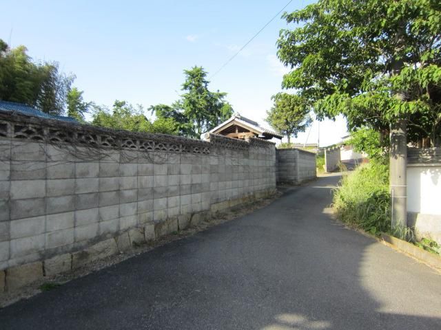 Land for Sale in Asakuchi City, Okayama - 3,218 sqm Plot - Thumbnail 3