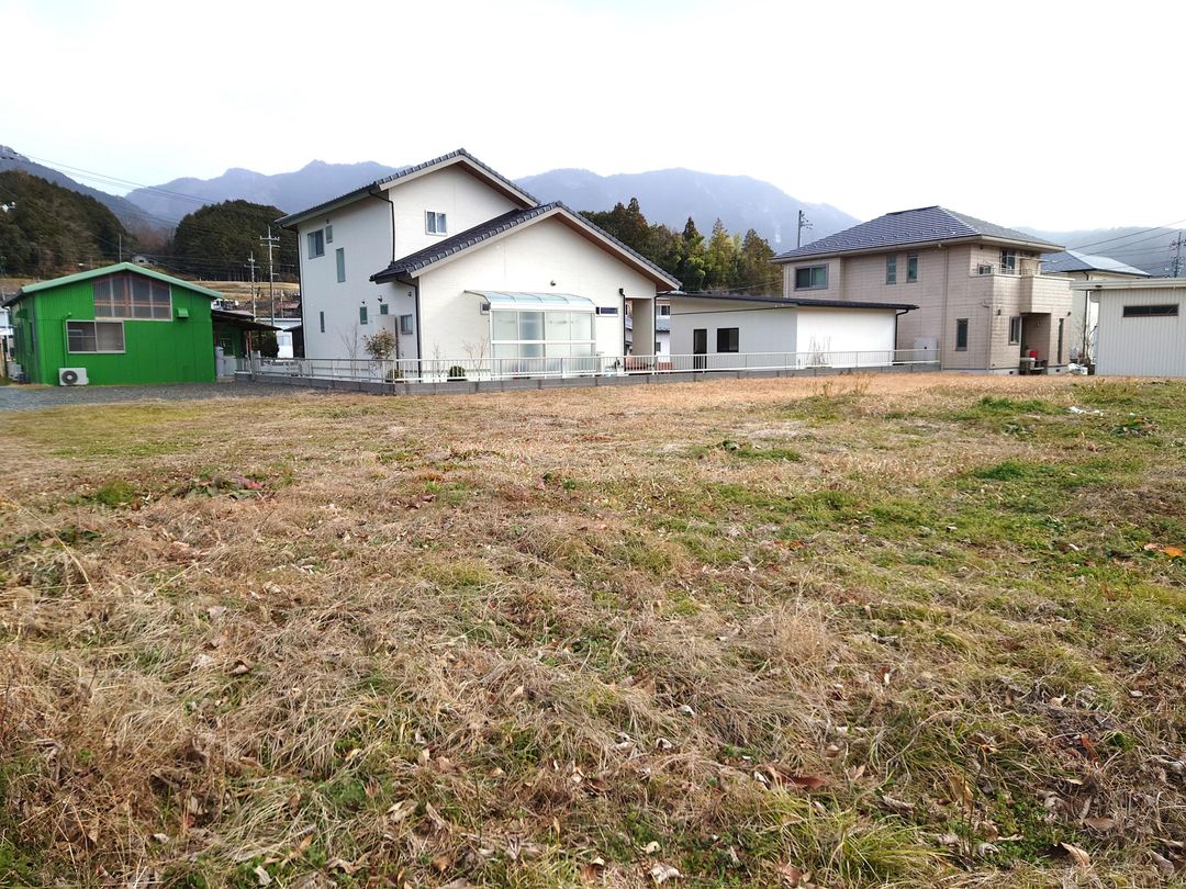 904 sqm Land for Sale in Tsuyama, Okayama - Near Mimasaka Kamo Station - Thumbnail 3