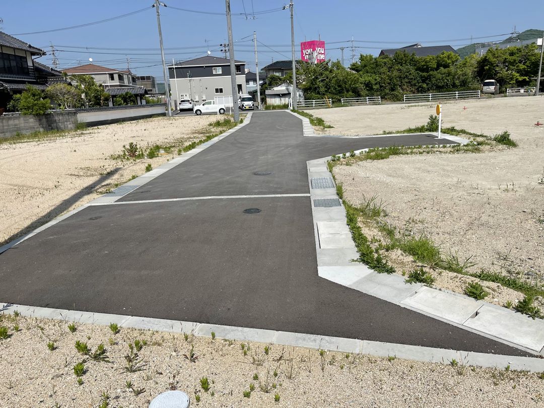 Land for Sale in Higashihirashima, Okayama - 152.06 sqm Vacant Lot - Thumbnail 4
