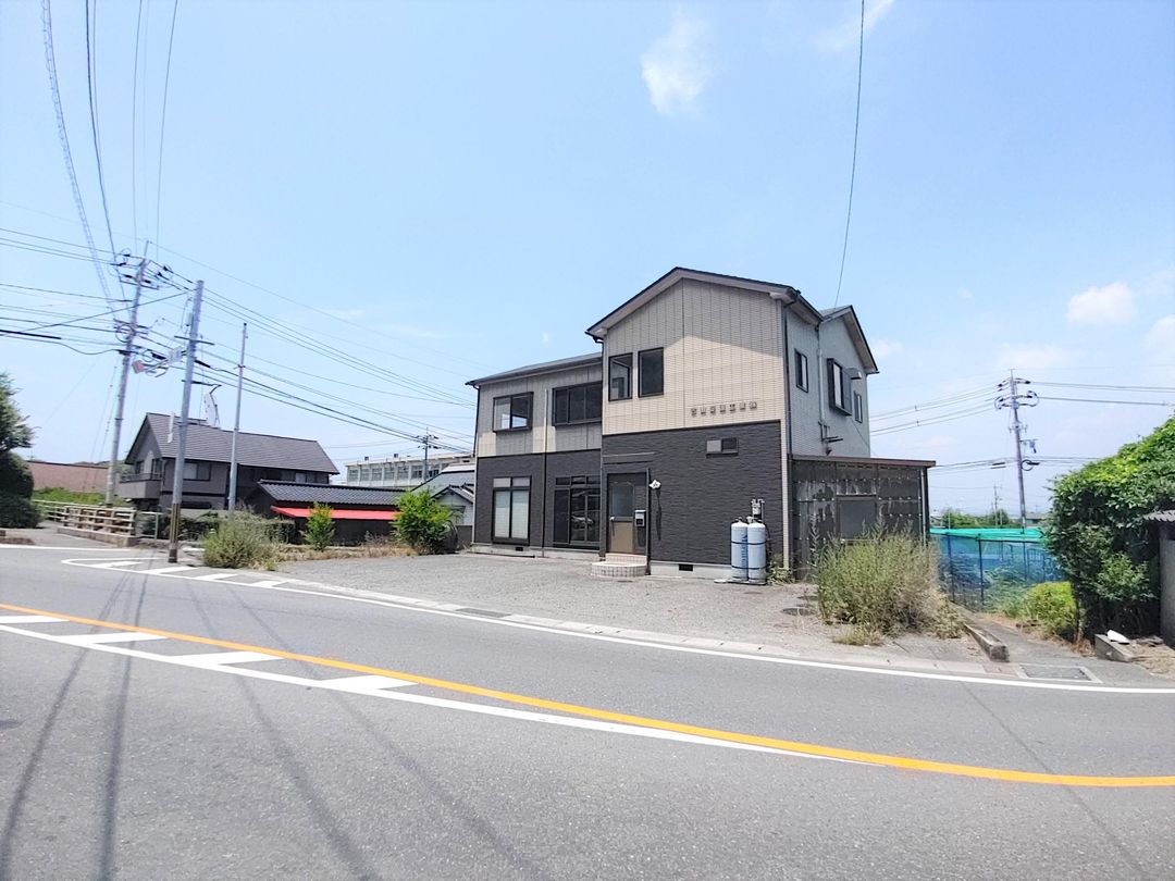 Used Detached House for Sale in Okayama City, 165 sqm - Thumbnail 2