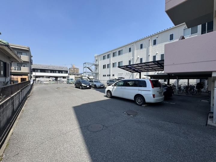 Apartment Building for Sale in Kita-ku, Okayama - Thumbnail 4