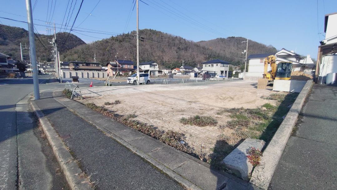 842 sqm Land for Sale in Ibara City, Okayama Prefecture - Thumbnail 2
