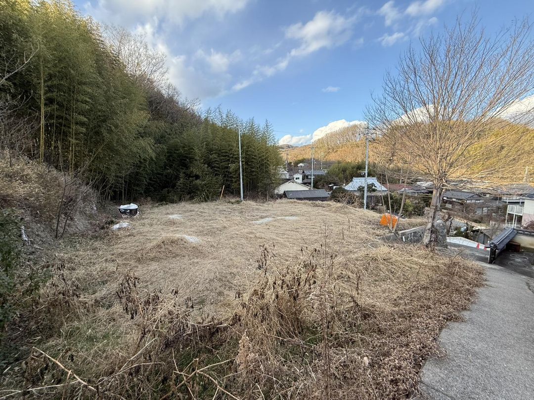 Land for Sale in Okayama City with Additional Agricultural Plots - Thumbnail 2