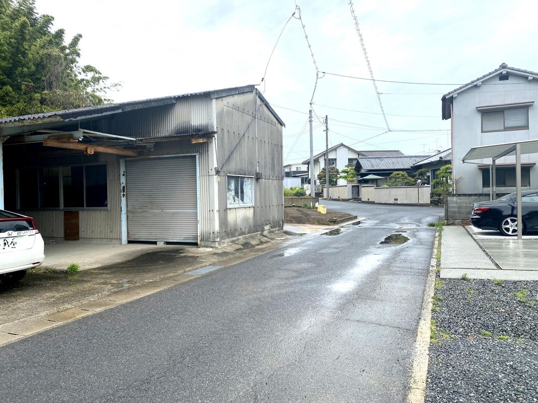 100 Tsubo Land with Warehouse Option in Okayama City Higashi Ward - Thumbnail 2