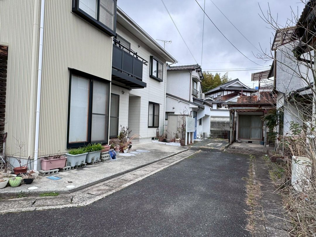 Tsuyama Investment Apartment Building for Sale, 12% Yield - Thumbnail 2