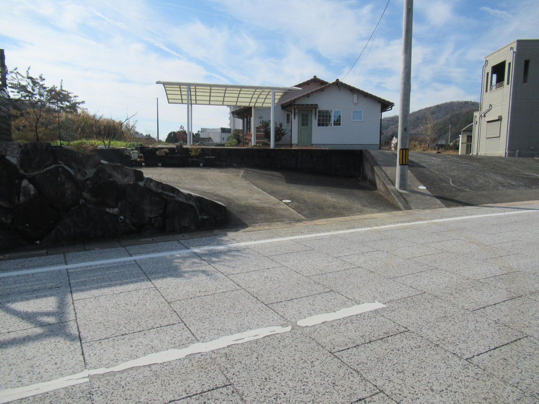 344 sqm Land for Sale in Mimasaka City, Near Yuno Onsen, Okayama - Thumbnail 3