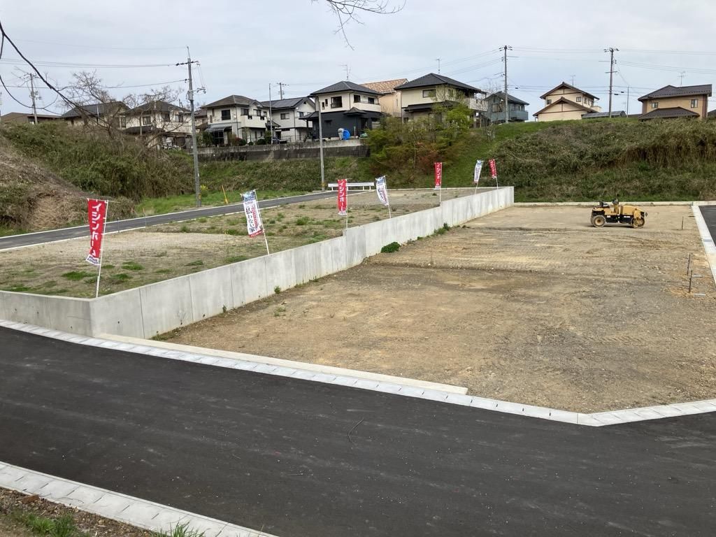 287.85 sqm Land for Sale in Tsuyama, Okayama with Mountain Views - Thumbnail 3